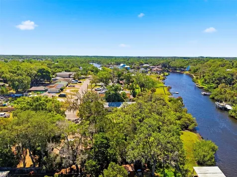 5651 Monroe Street New Port Richey FL 34653