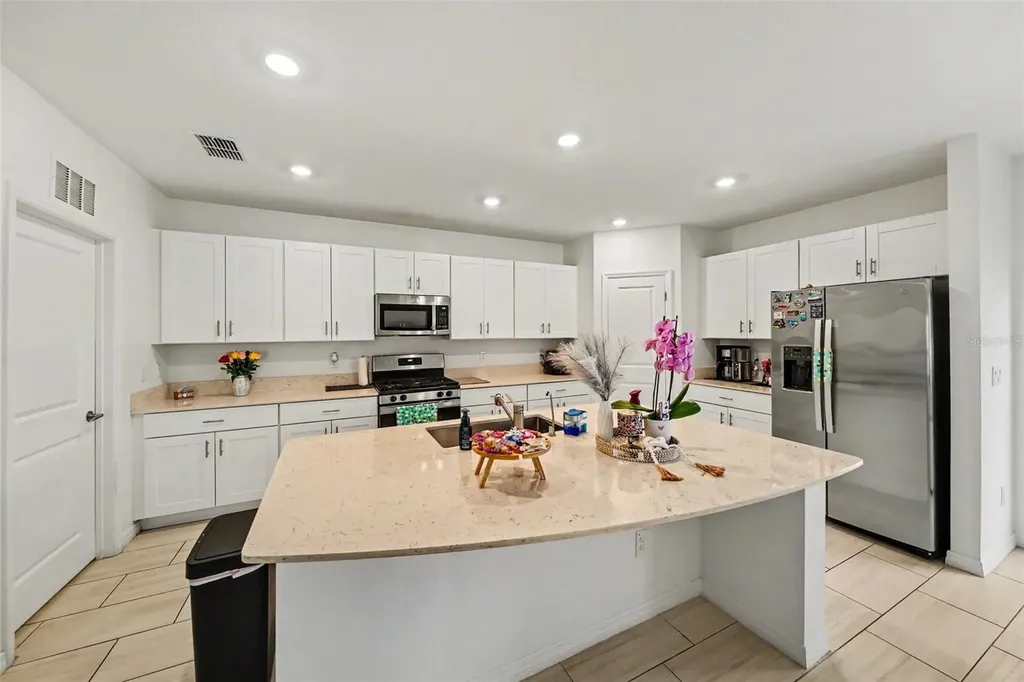 35194 Ackley Trace Zephyrhills FL 33541