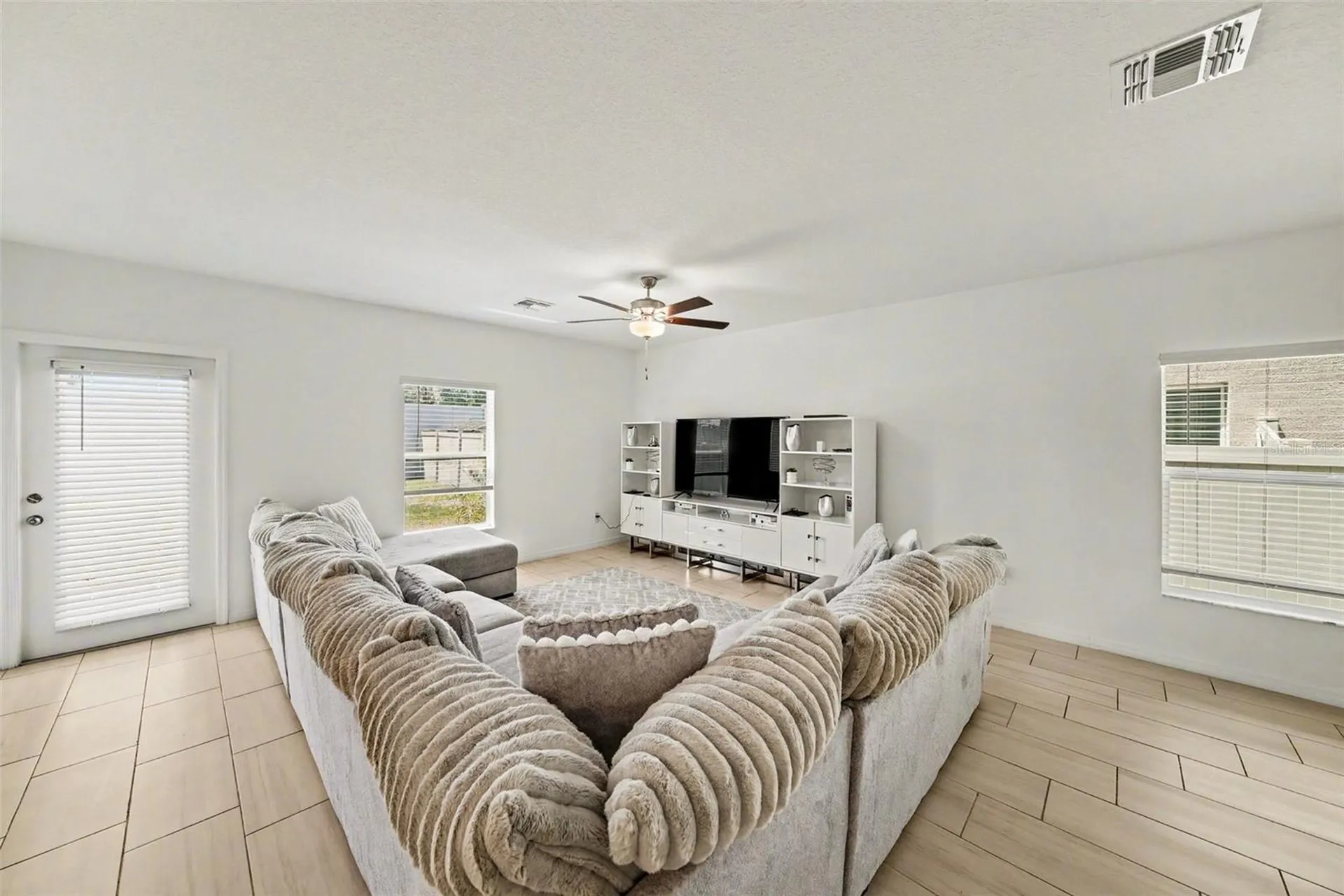 35194 Ackley Trace Zephyrhills FL 33541