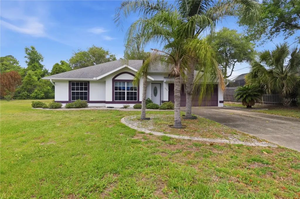609 N 4th Avenue Deltona FL 32725