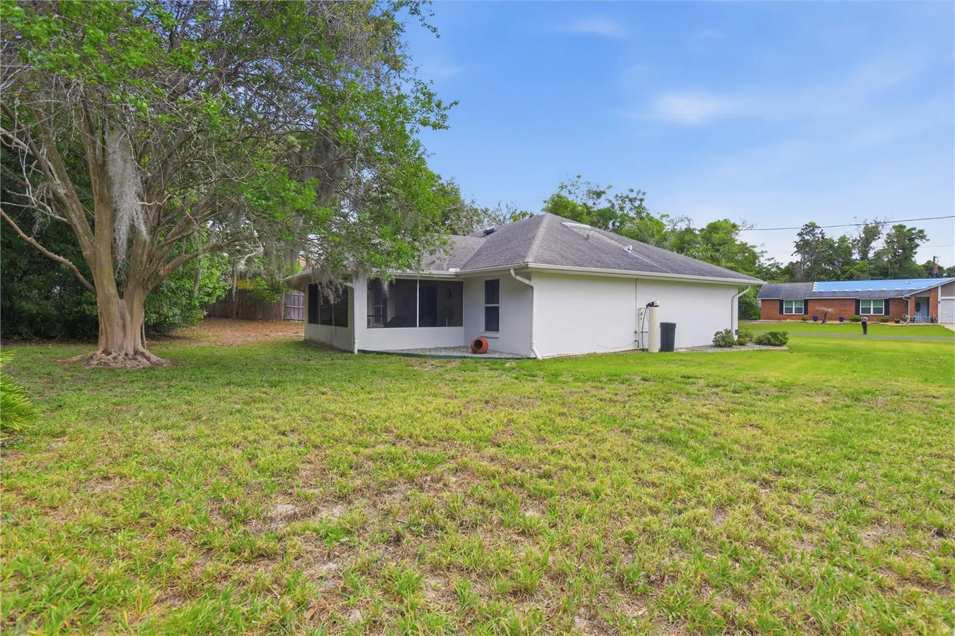 609 N 4th Avenue Deltona FL 32725