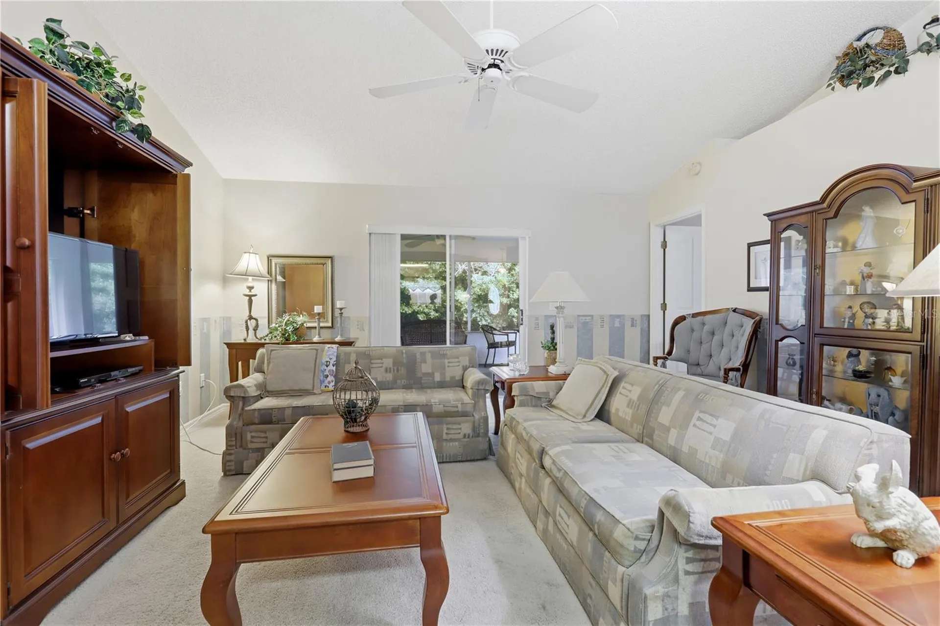 609 N 4th Avenue Deltona FL 32725