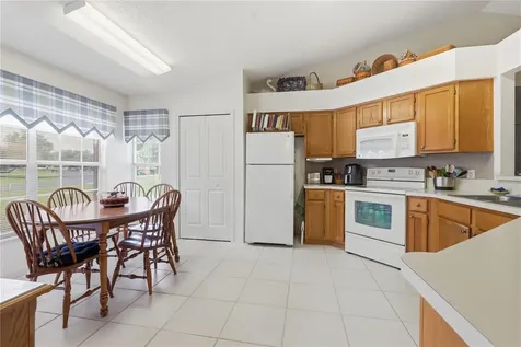609 N 4th Avenue Deltona FL 32725