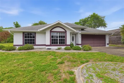 609 N 4th Avenue Deltona FL 32725