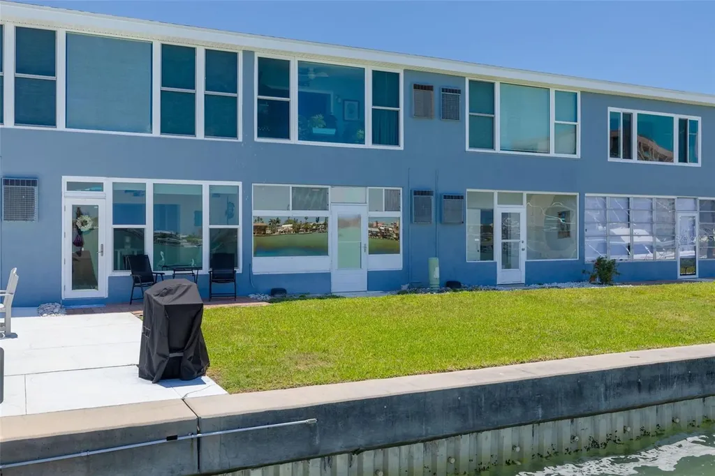 250 126th Avenue Treasure Island FL 33706