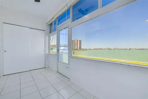250 126th Avenue Treasure Island FL 33706