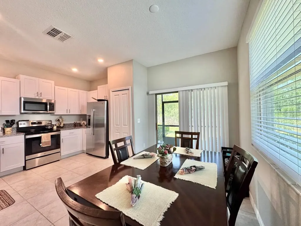 3587 Bellmeade Court Wesley Chapel FL 33543