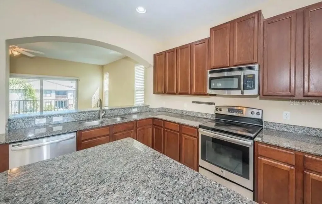 810 Callista Cay Loop Tarpon Springs FL 34689