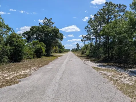 816 Bougainville Drive Indian Lake Estates FL 33855