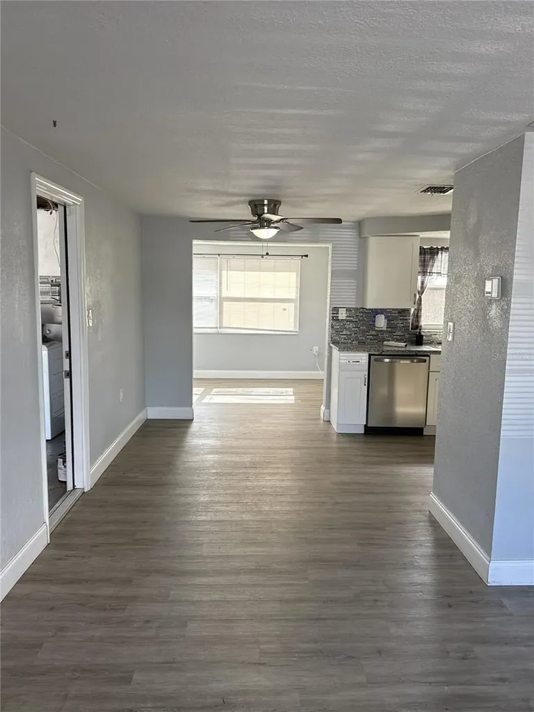 1435 Whitehall Lane Holiday FL 34691