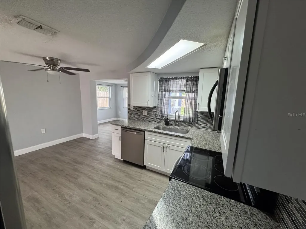 1435 Whitehall Lane Holiday FL 34691