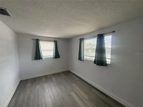 1435 Whitehall Lane Holiday FL 34691