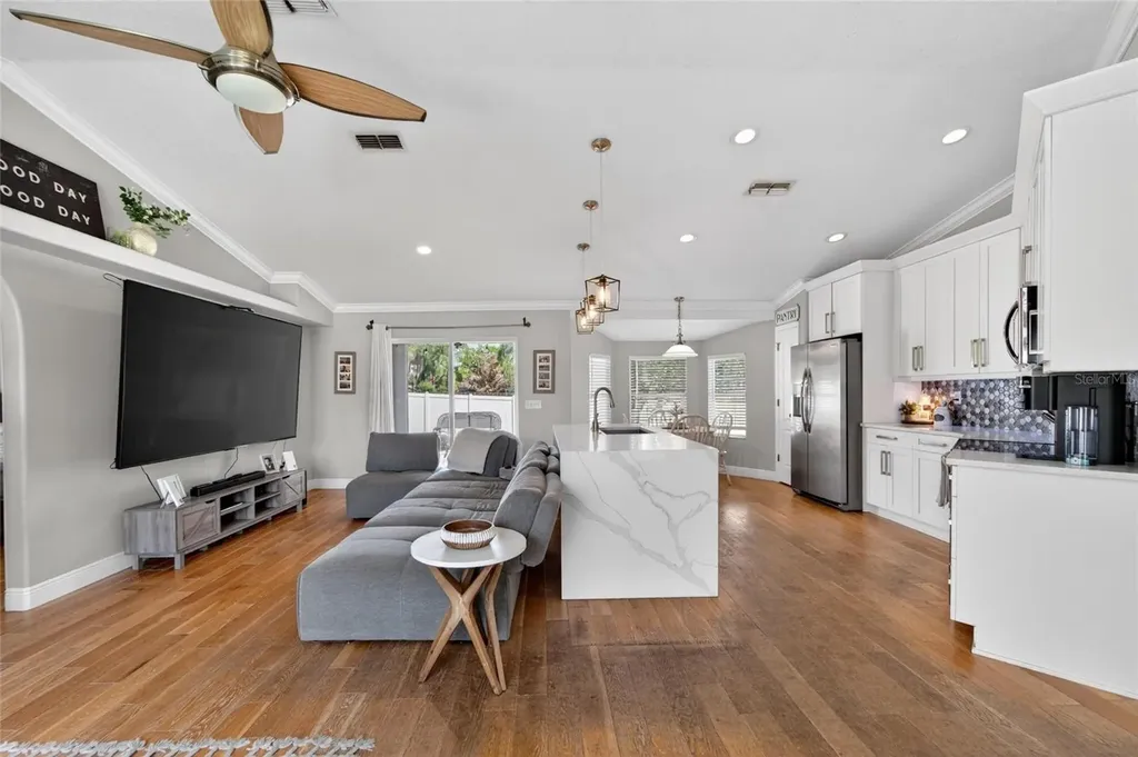 1730 Canoe Drive Lutz FL 33559