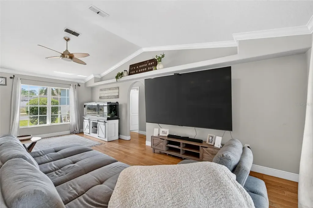 1730 Canoe Drive Lutz FL 33559