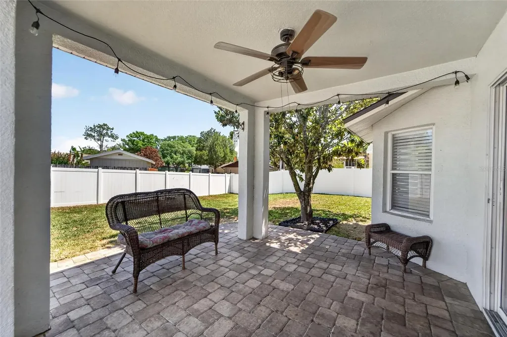 1730 Canoe Drive Lutz FL 33559