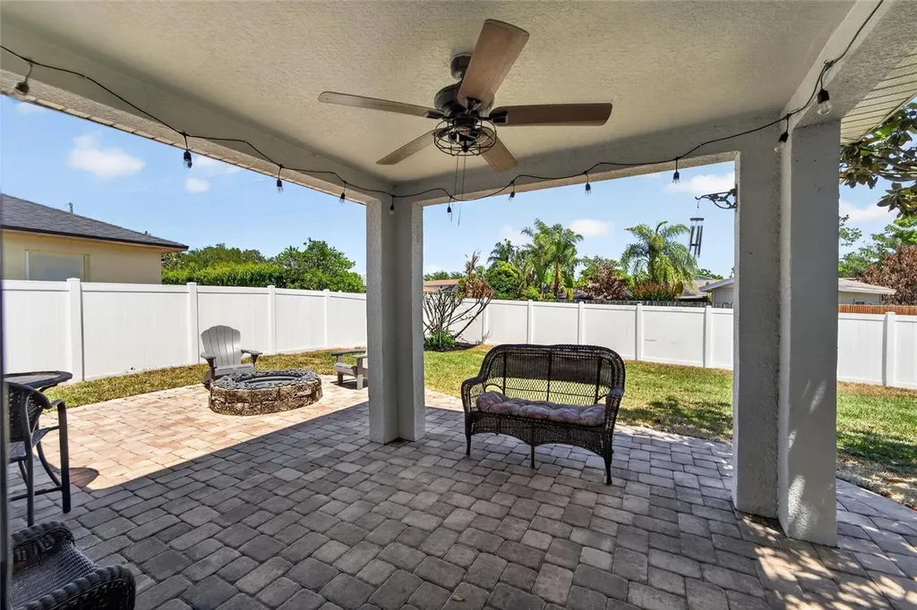 1730 Canoe Drive Lutz FL 33559