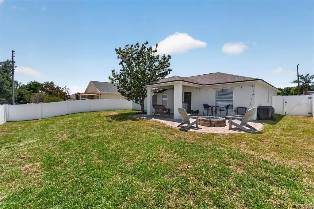 1730 Canoe Drive Lutz FL 33559