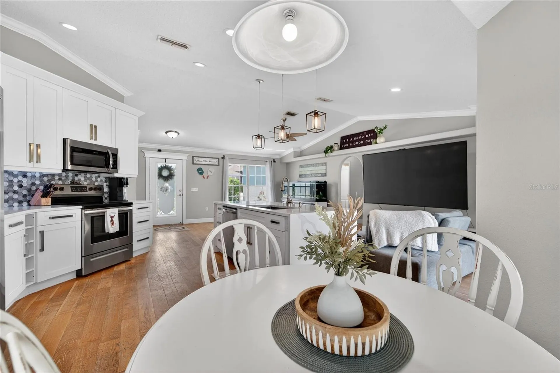 1730 Canoe Drive Lutz FL 33559