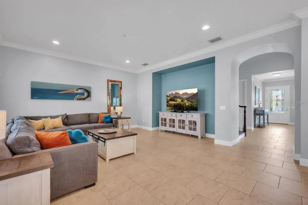 5917 Alana Leigh Place Lithia FL 33547