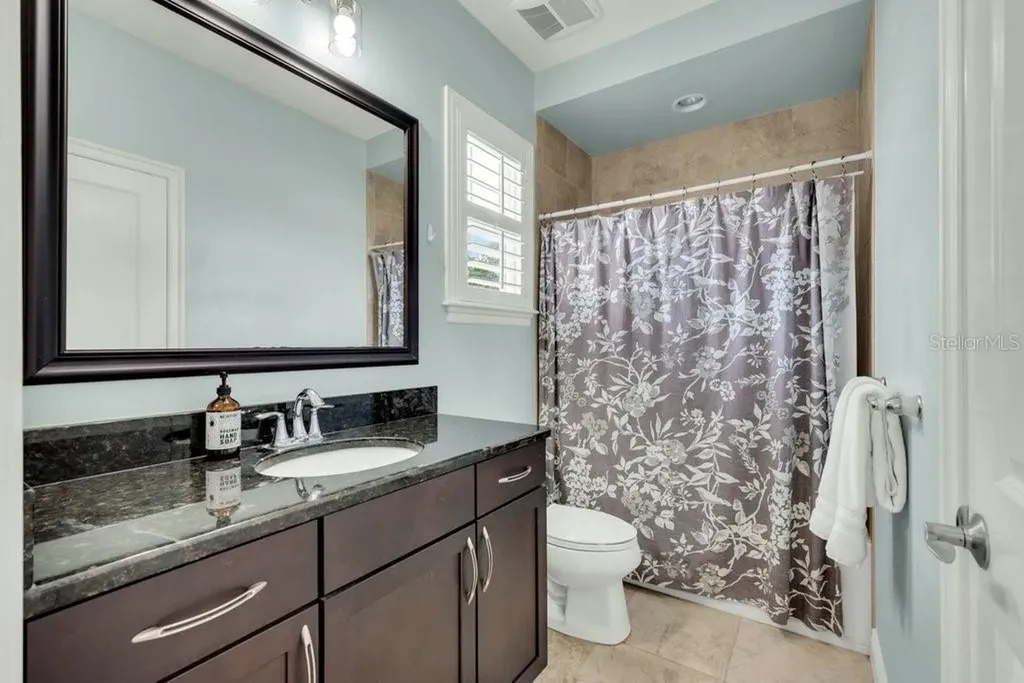 5917 Alana Leigh Place Lithia FL 33547