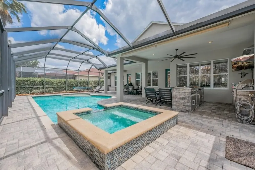 5917 Alana Leigh Place Lithia FL 33547