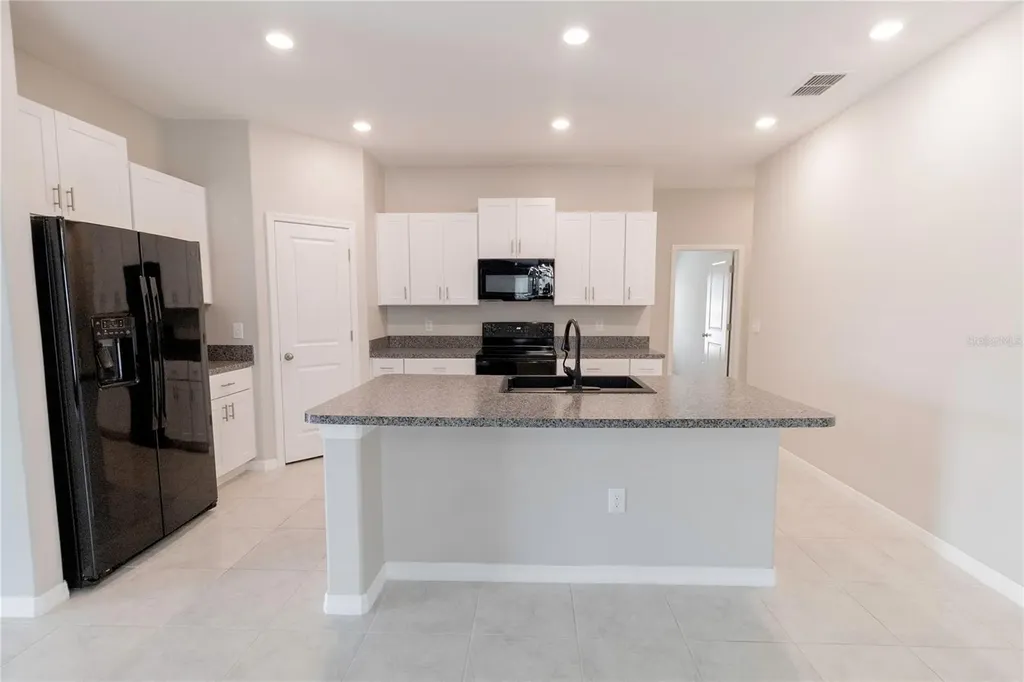 4481 Eternal Prince Drive Sun City Center FL 33573