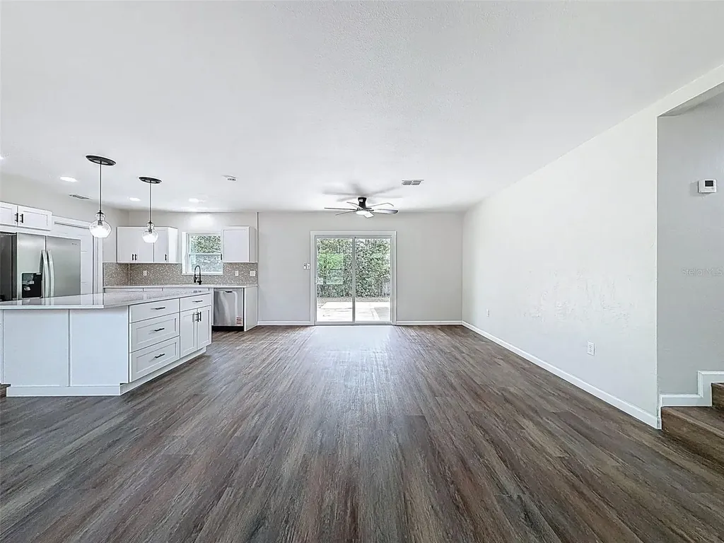 7648 15th Avenue N St Petersburg FL 33710