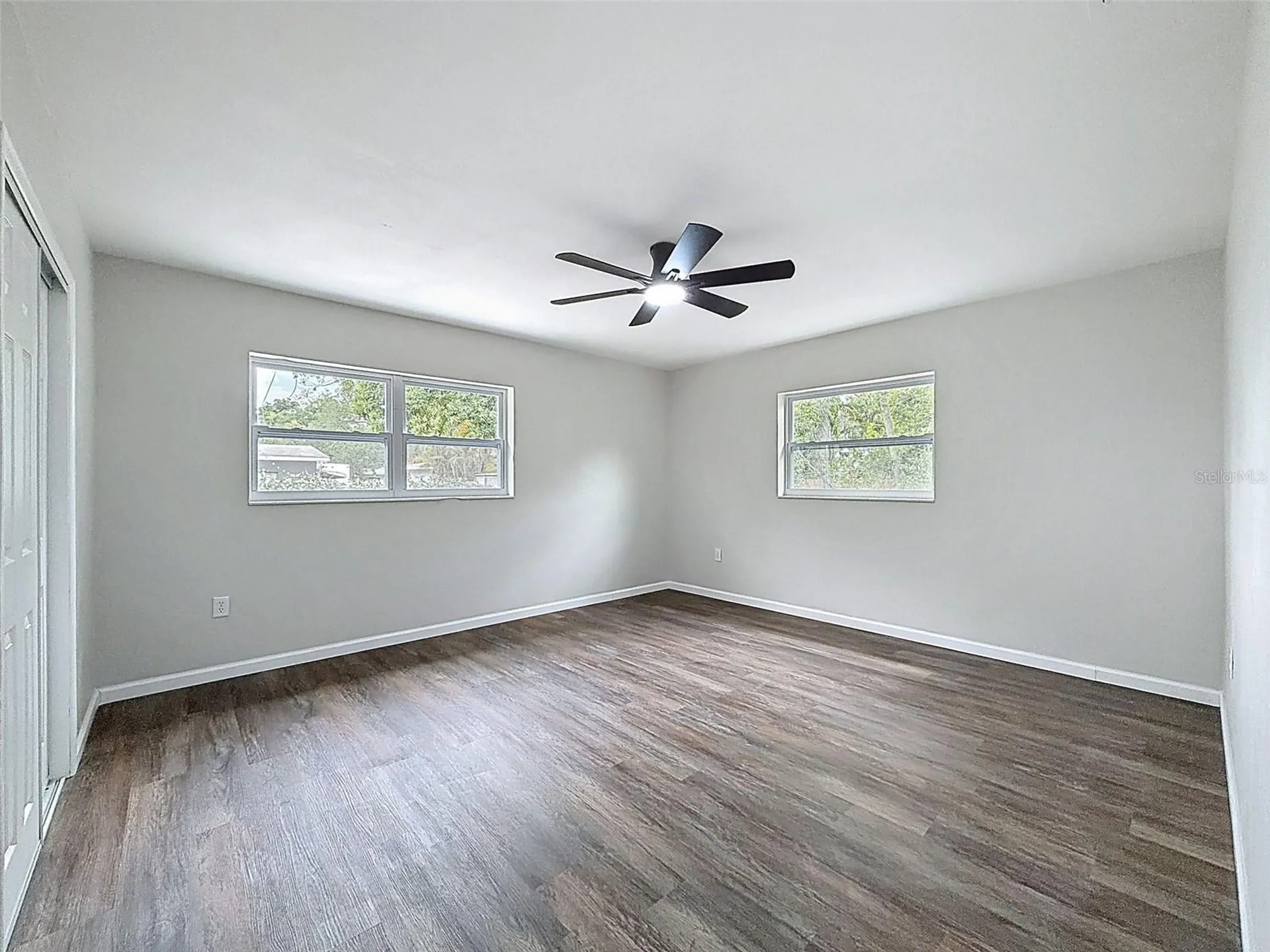 7648 15th Avenue N St Petersburg FL 33710
