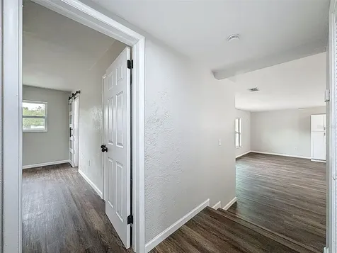 7648 15th Avenue N St Petersburg FL 33710
