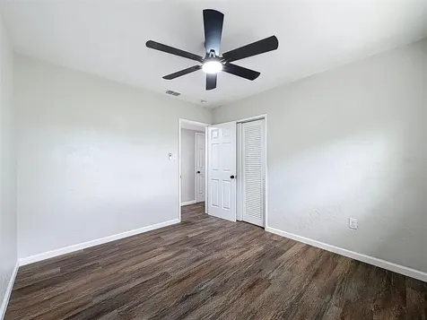 7648 15th Avenue N St Petersburg FL 33710