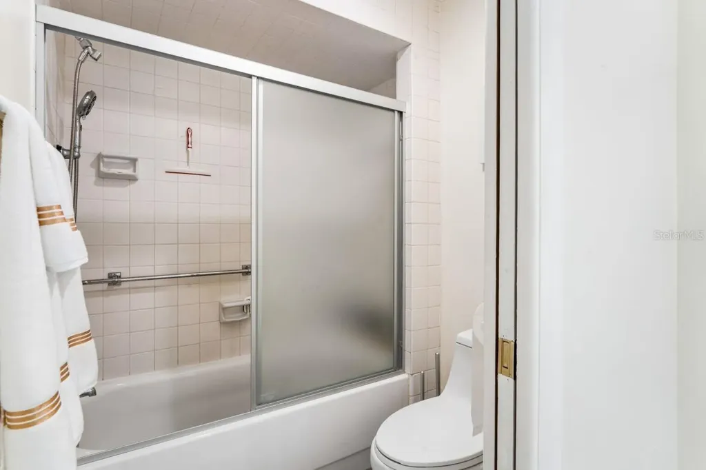 4363 Tahitian Gardens Circle Holiday FL 34691