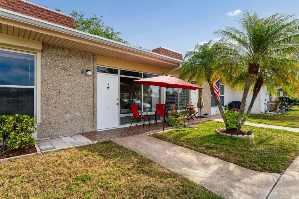 4363 Tahitian Gardens Circle Holiday FL 34691