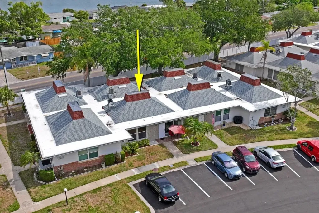 4363 Tahitian Gardens Circle Holiday FL 34691