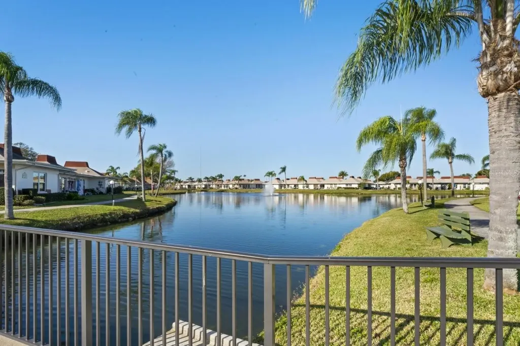 4363 Tahitian Gardens Circle Holiday FL 34691