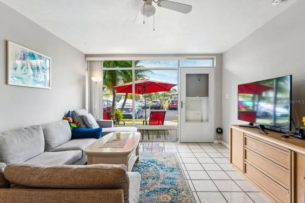 4363 Tahitian Gardens Circle Holiday FL 34691