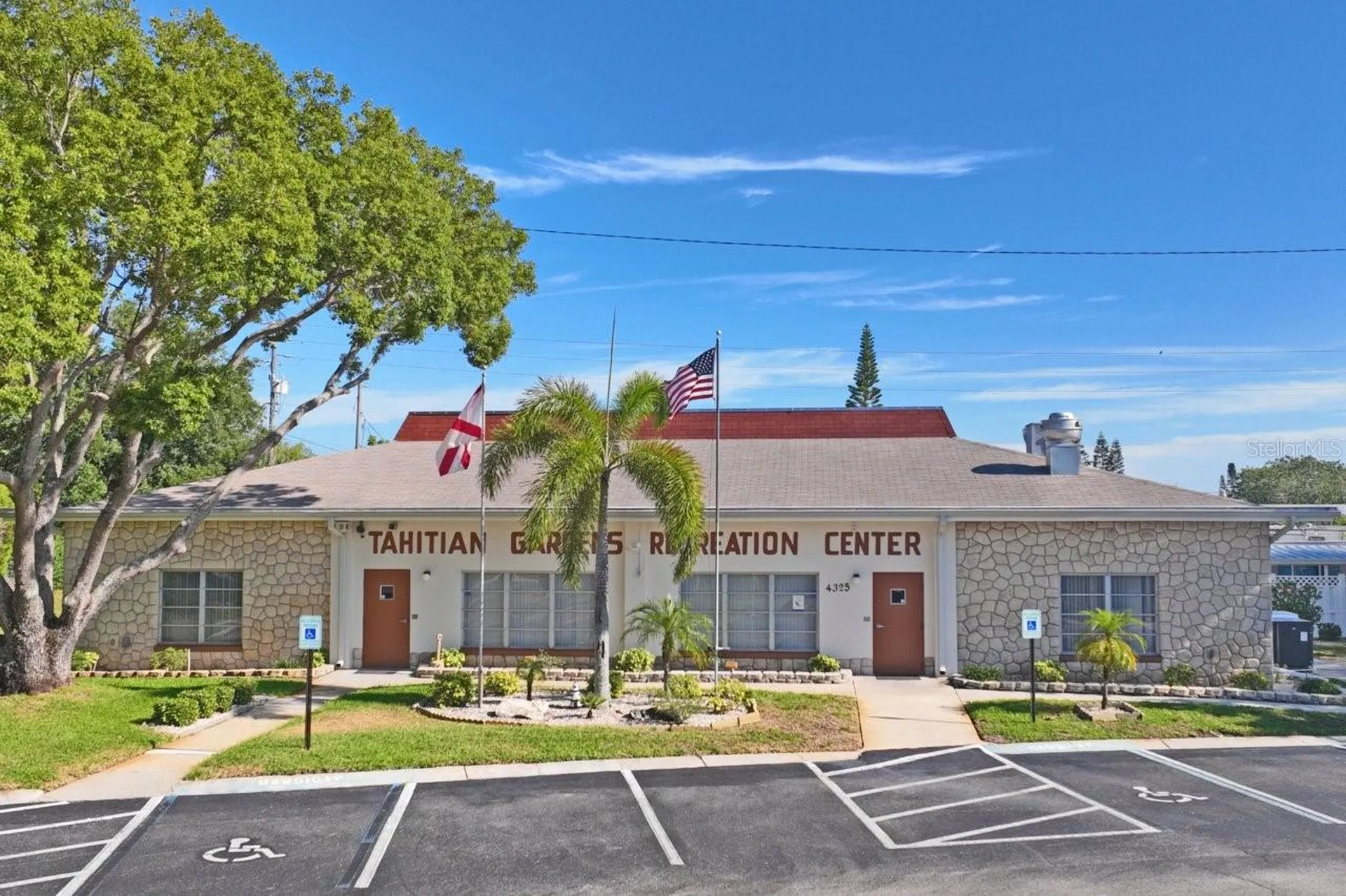4363 Tahitian Gardens Circle Holiday FL 34691