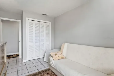 4363 Tahitian Gardens Circle Holiday FL 34691