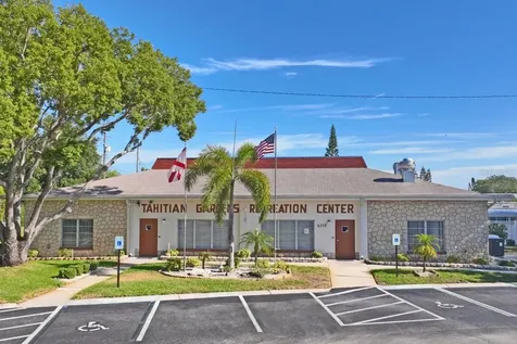 4363 Tahitian Gardens Circle Holiday FL 34691