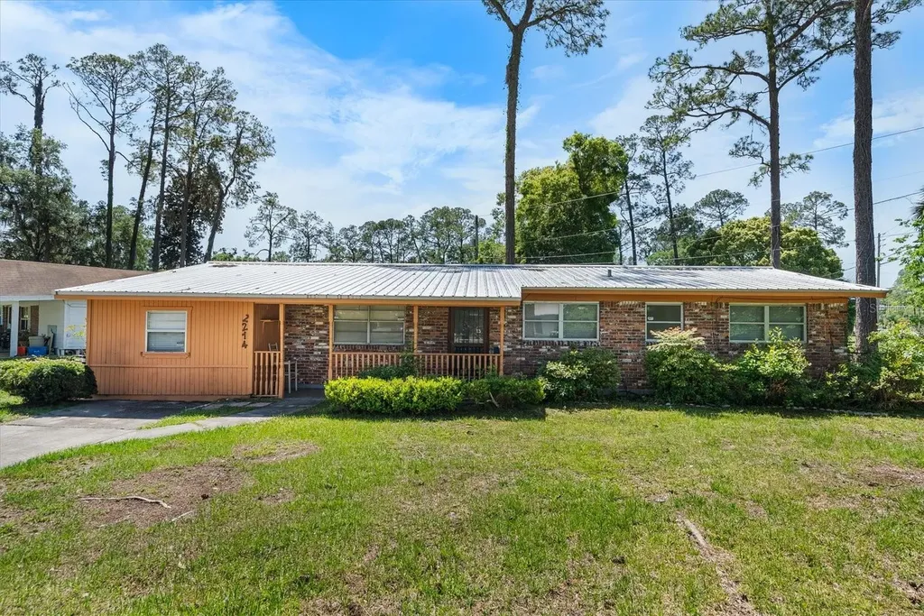 2214 NE 17th Terrace Gainesville FL 32609