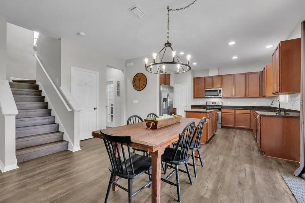 5119 Sanderling Ridge Drive Lithia FL 33547
