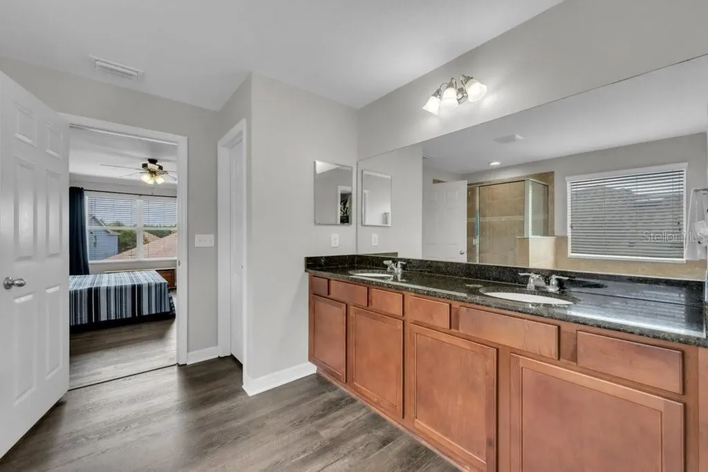5119 Sanderling Ridge Drive Lithia FL 33547