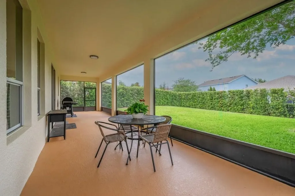 5119 Sanderling Ridge Drive Lithia FL 33547