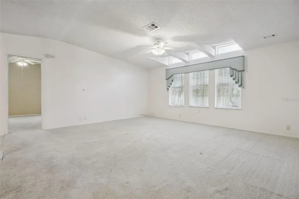 5274 Island View Circle N Polk City FL 33868