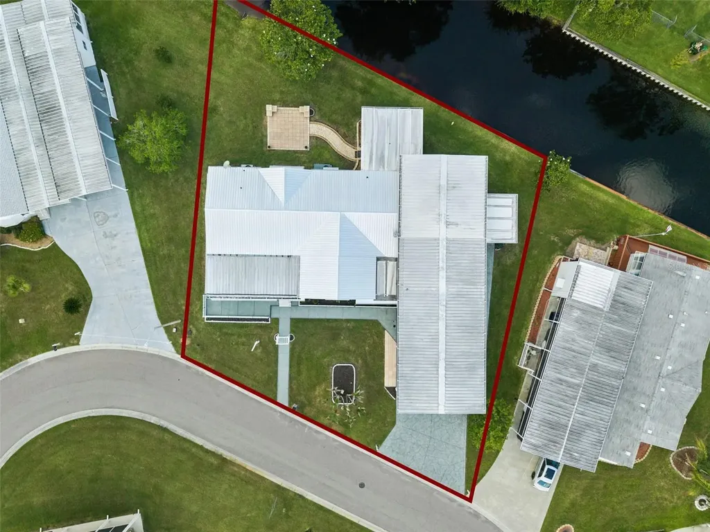5274 Island View Circle N Polk City FL 33868