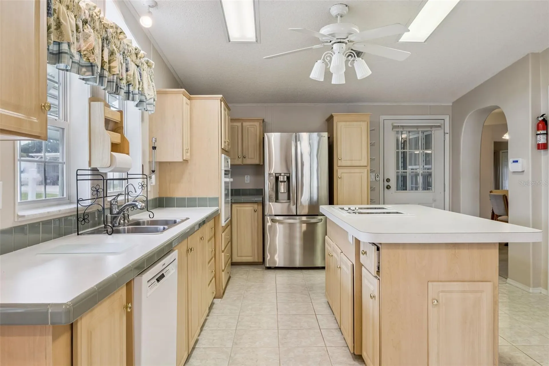 5274 Island View Circle N Polk City FL 33868