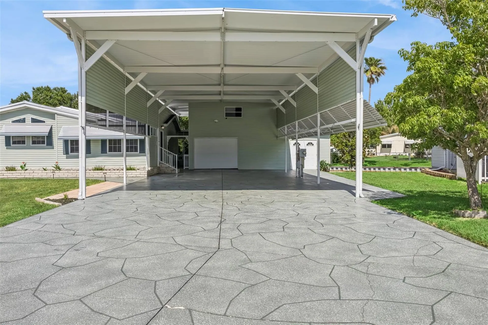 5274 Island View Circle N Polk City FL 33868