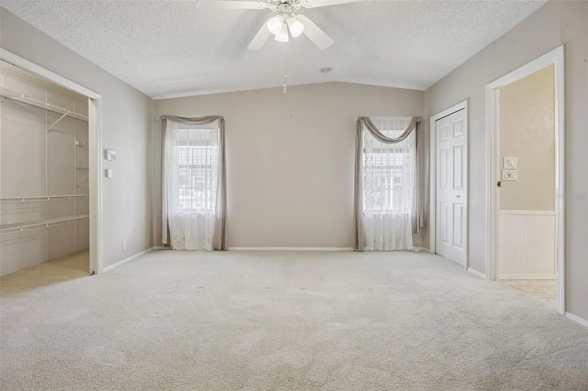 5274 Island View Circle N Polk City FL 33868