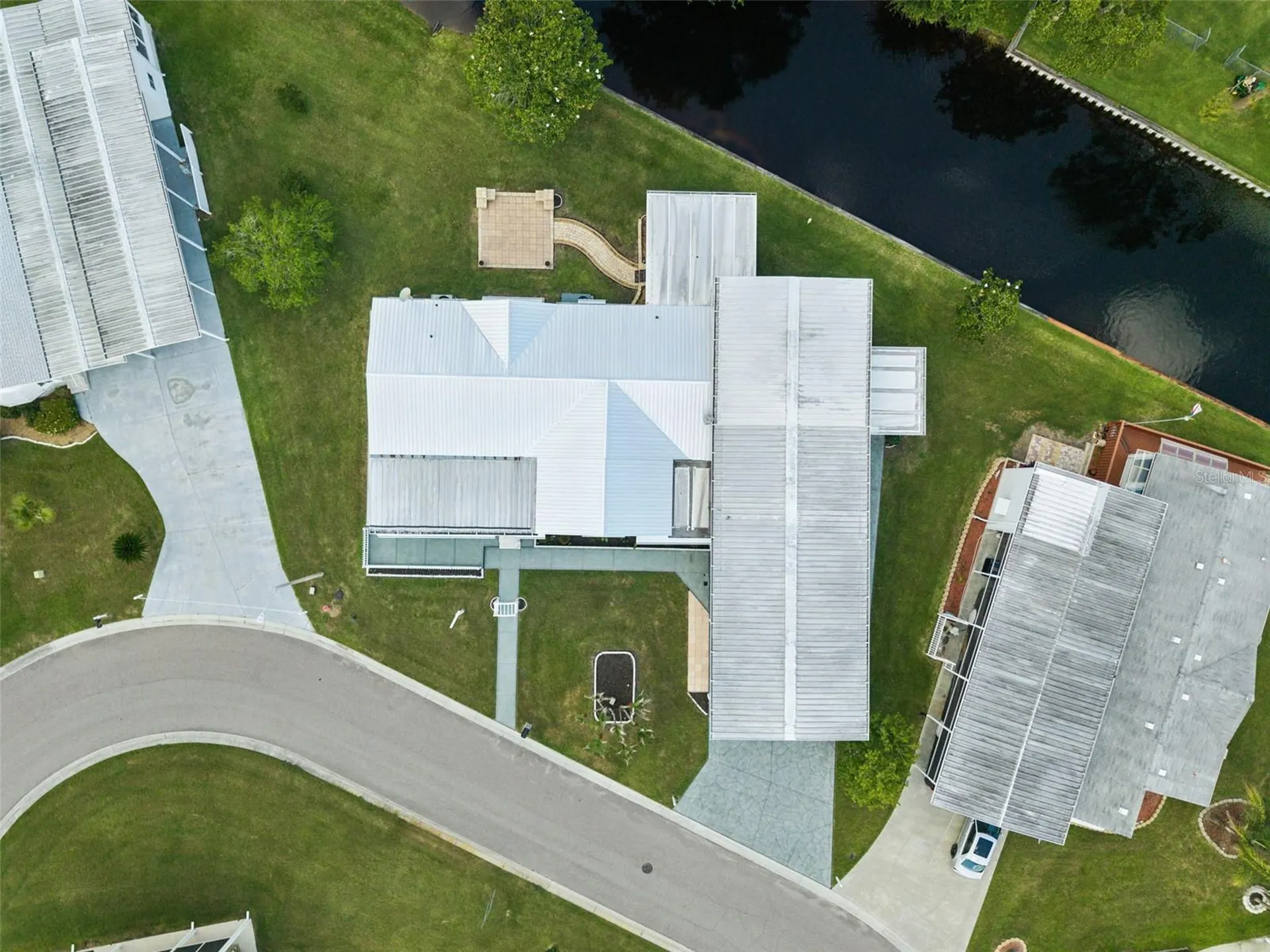 5274 Island View Circle N Polk City FL 33868
