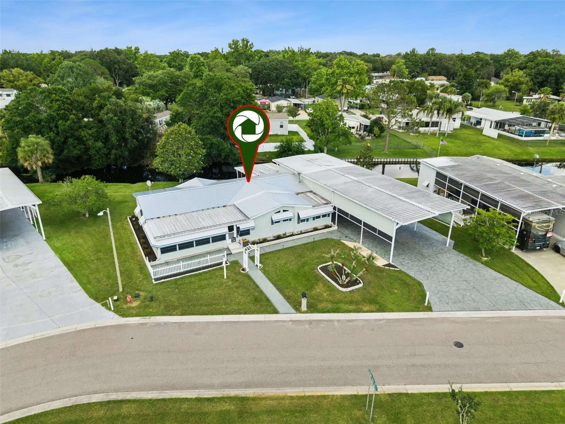 5274 Island View Circle N Polk City FL 33868