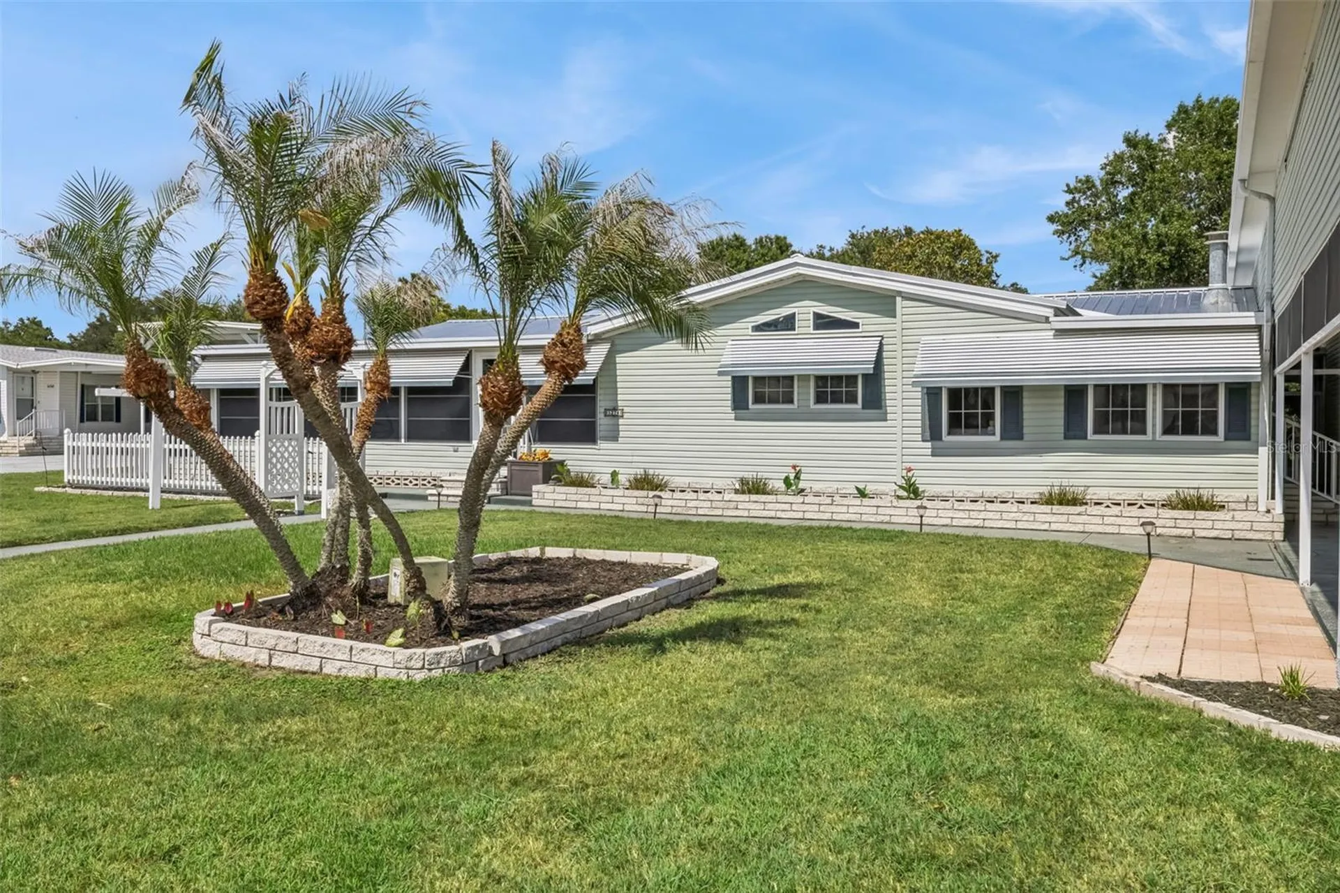 5274 Island View Circle N Polk City FL 33868